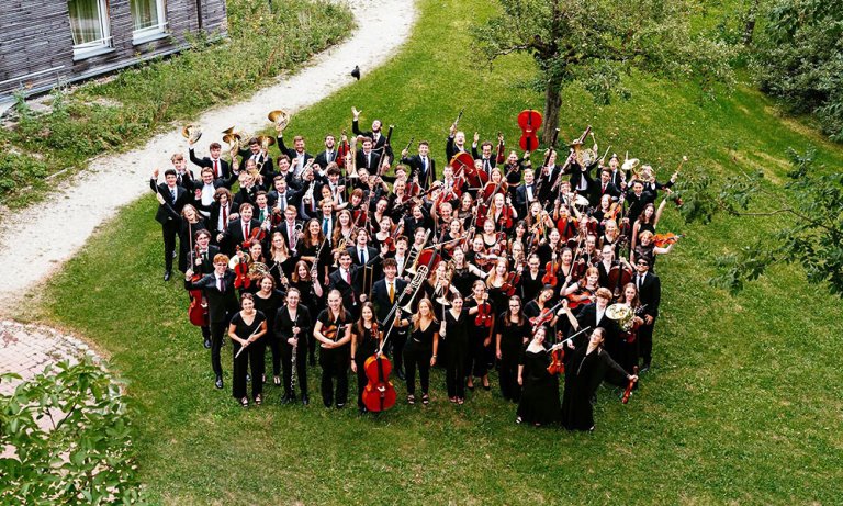 SJSO-Orchesterfoto-2023-©-Michael-Richter